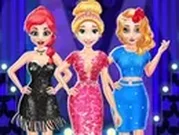 عرض ازياء حقيقية على المسرح